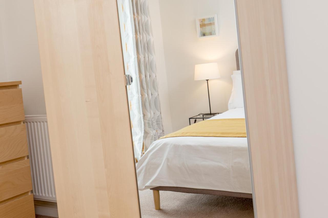 Dreamhouse Apartments Edinburgh Haymarket Екстериор снимка