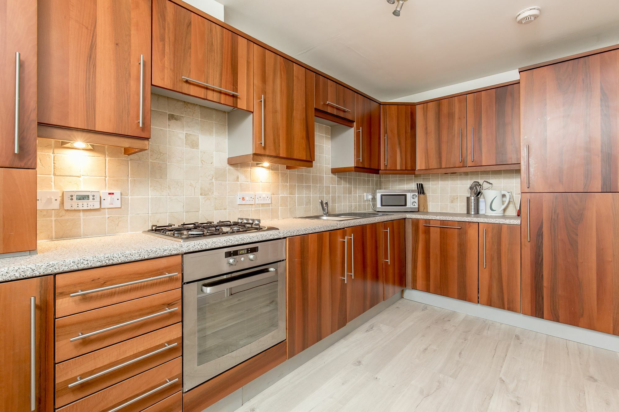Dreamhouse Apartments Edinburgh Haymarket Екстериор снимка